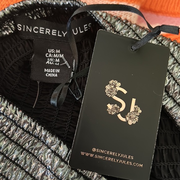 NWT Sincerely Jules Metallic Silver Strapless Halter Pleated Peplum Crop Top - M - Picture 10 of 12